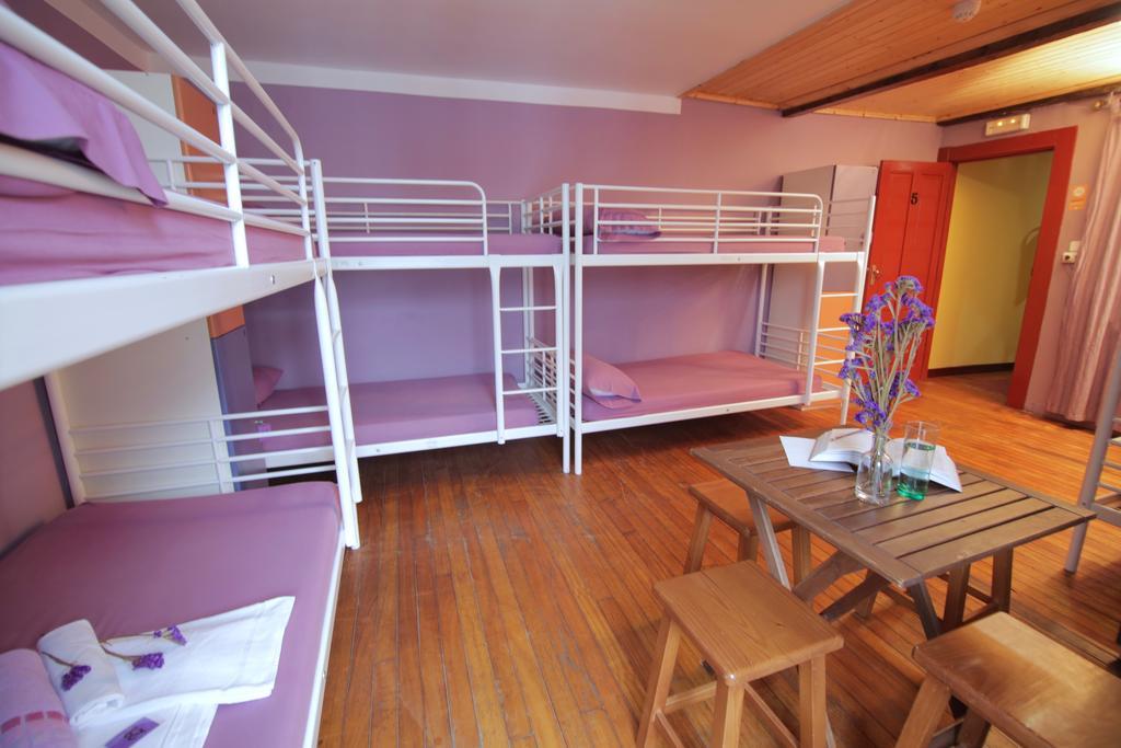 Albergue O Fogar De Teodomiro Santiago de Compostela Bagian luar foto