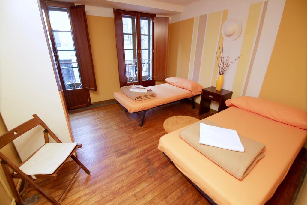 Albergue O Fogar De Teodomiro Santiago de Compostela Bagian luar foto