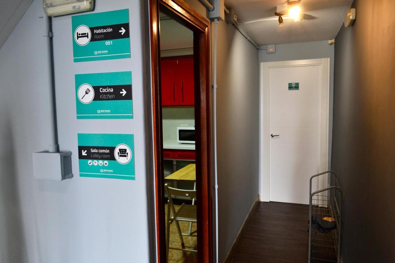 Albergue O Fogar De Teodomiro Santiago de Compostela Bagian luar foto