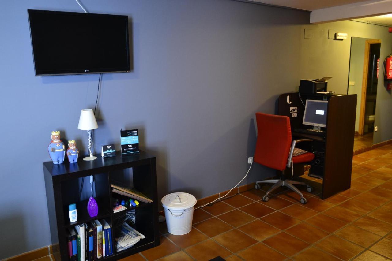 Albergue O Fogar De Teodomiro Santiago de Compostela Bagian luar foto