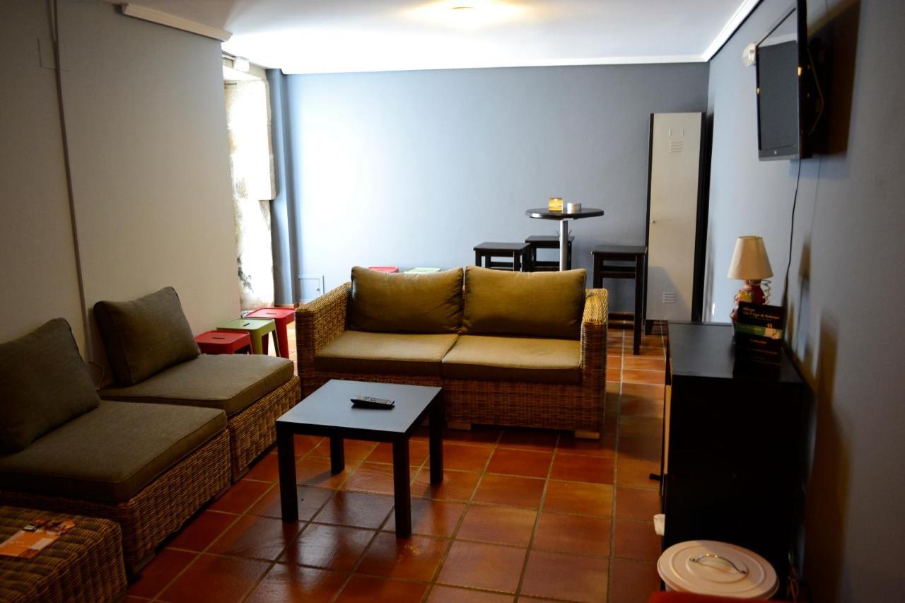 Albergue O Fogar De Teodomiro Santiago de Compostela Bagian luar foto