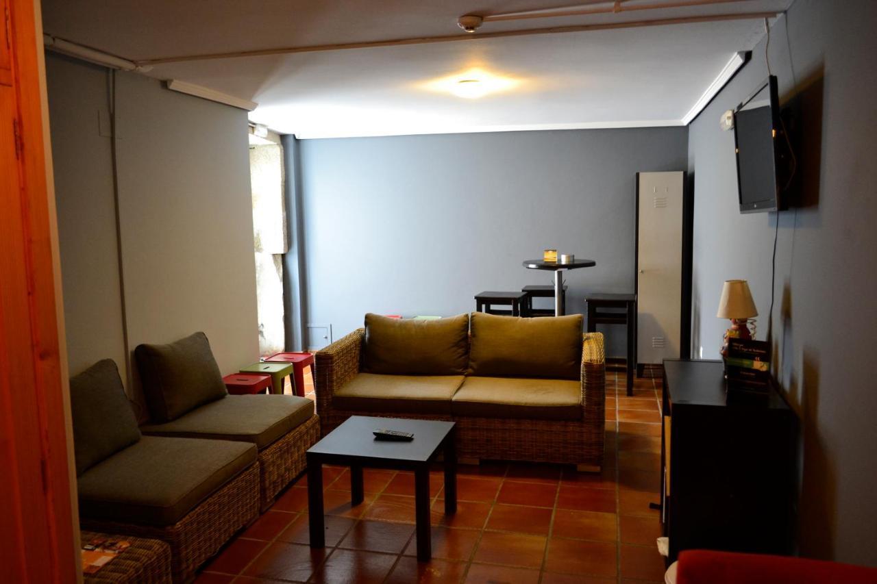 Albergue O Fogar De Teodomiro Santiago de Compostela Bagian luar foto