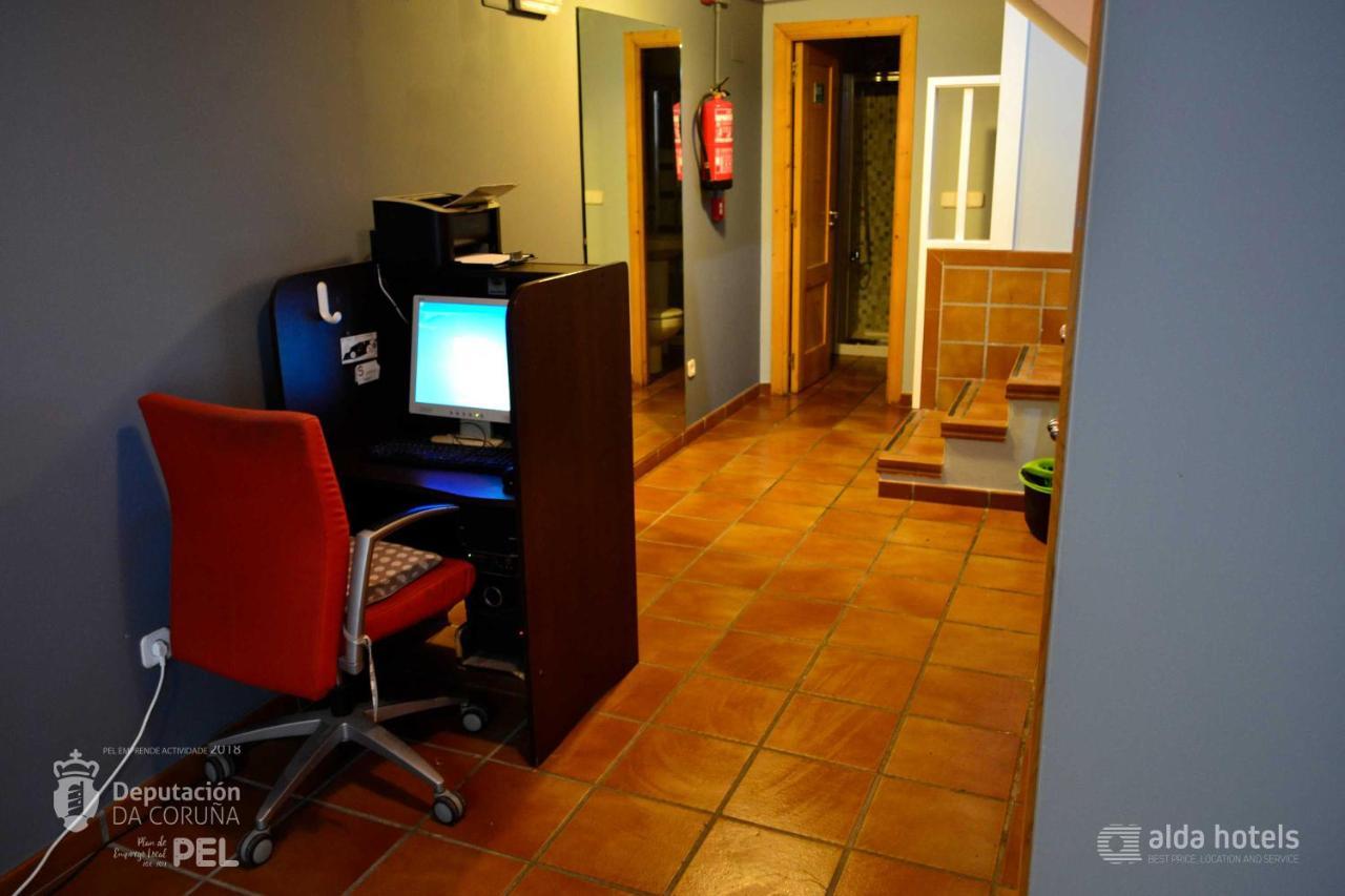 Albergue O Fogar De Teodomiro Santiago de Compostela Bagian luar foto